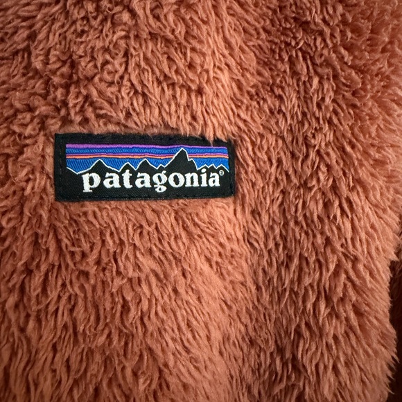 Patagonia Fuzzy Fleece Vest in Rust Brown - Picture 4 of 7
